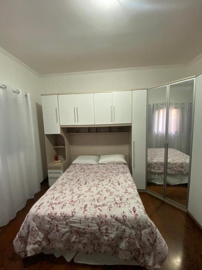 גווארולוס Hostel Gru Economico Com Quartos Individuais E Translado מראה חיצוני תמונה